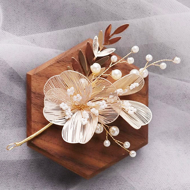 L2308-19 (預訂) 金線立體花卉髮飾 (一套 2 件) ; Petals of metal and faux pearls hair pieces (set of 2)