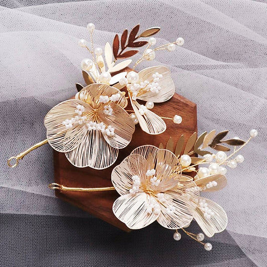 L2308-19  (預訂) 金線立體花卉髮飾 (一套 2 件) ; Petals of metal and faux pearls hair pieces (set of 2)