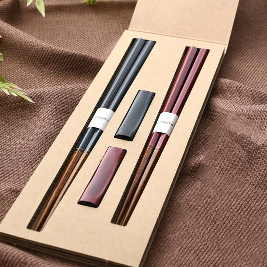L2212-10 (預訂)  日本製天然木筷子連筷子托套裝 